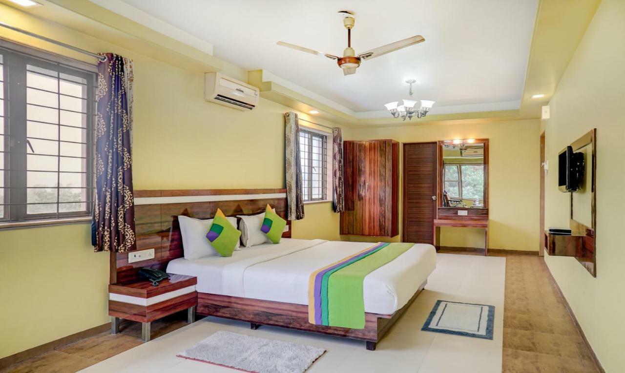 Mountview Resort & Spa Lonavala Exterior foto